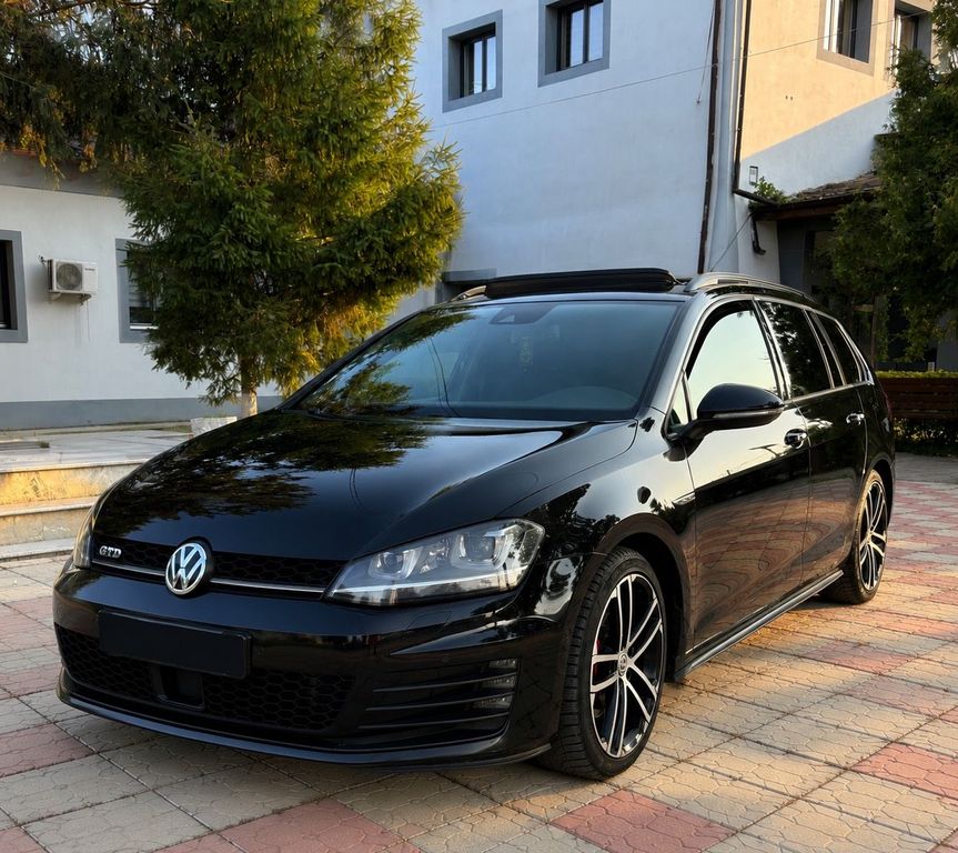Image of Volkswagen Golf