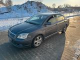 Toyota avensis 2.0d4d - Toyota Avensis aus 2004 mit Diesel-Antrieb