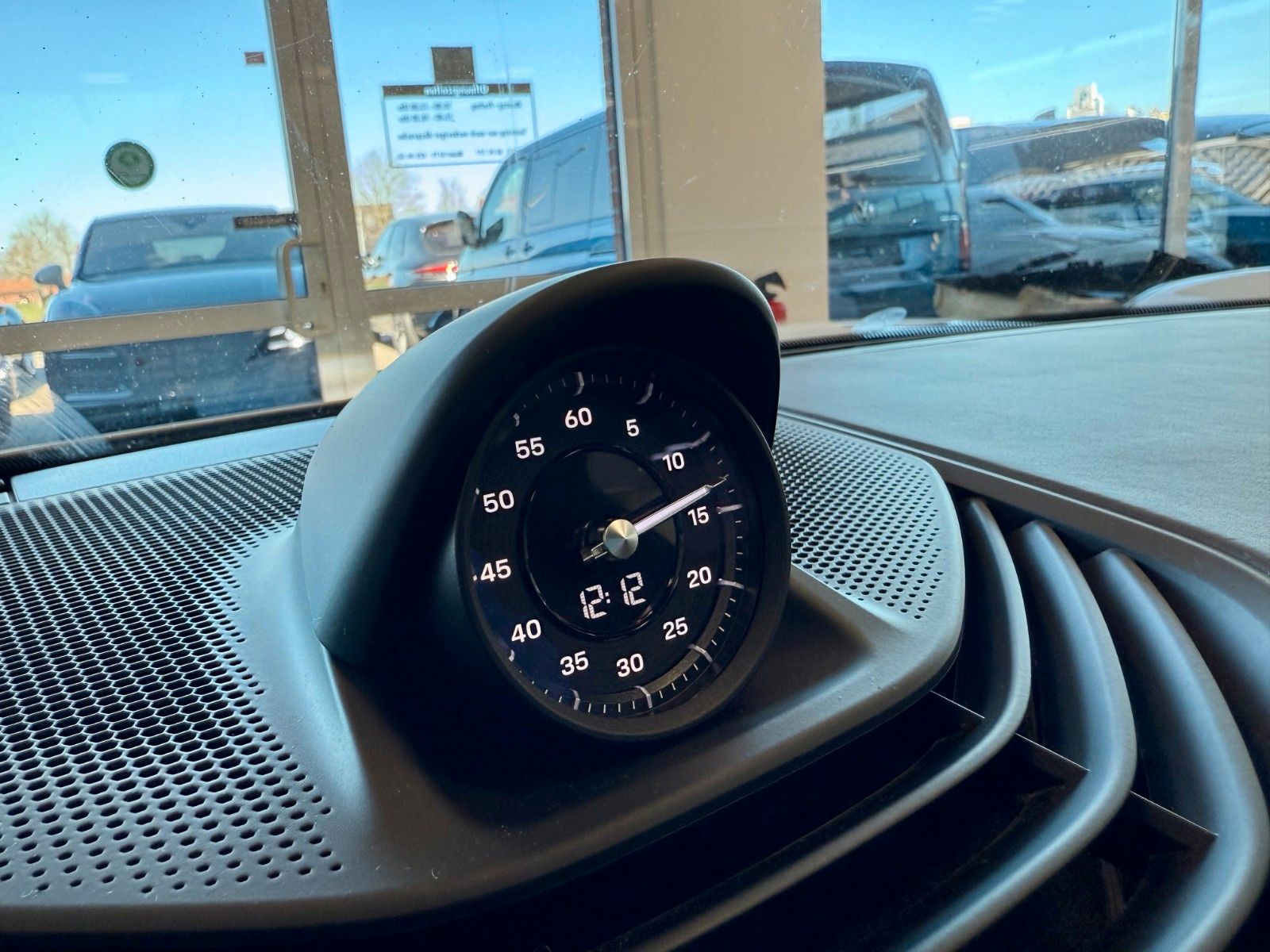 Fahrzeugabbildung Porsche Taycan GTS Panorama/ACC/21Zoll/Keyless