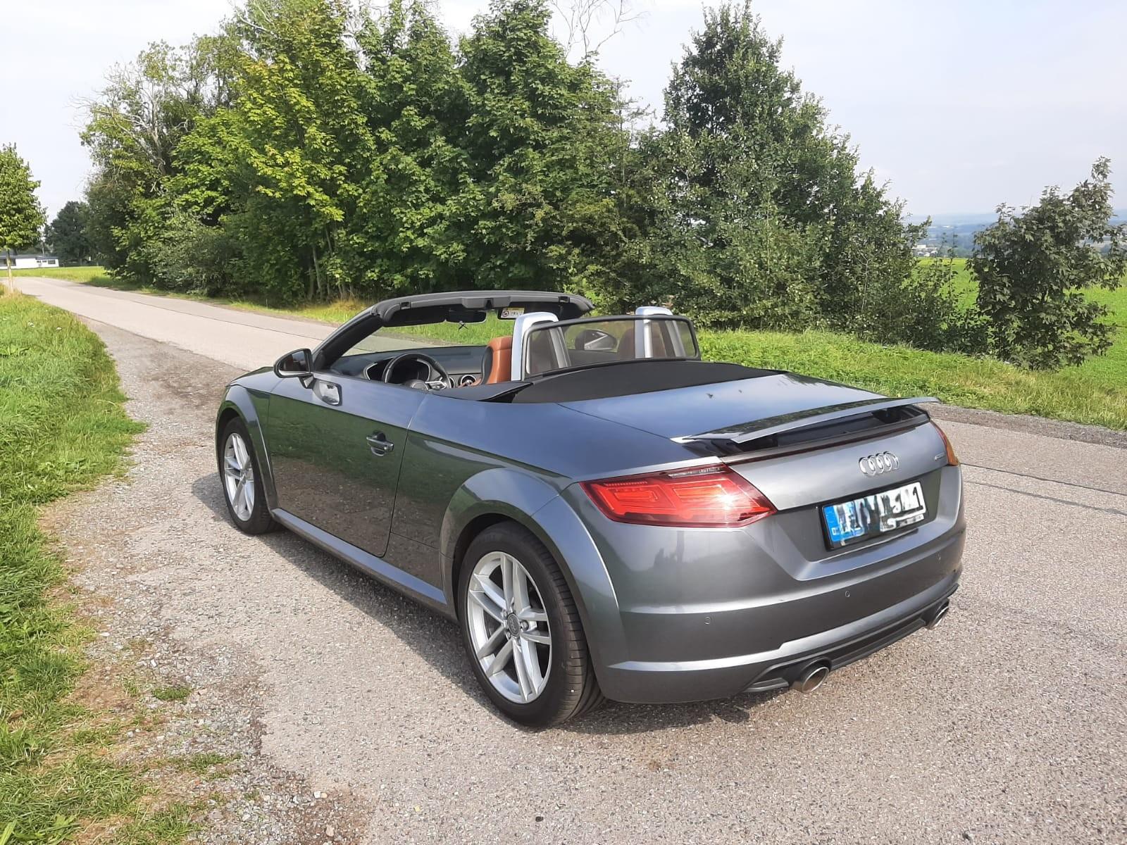 Audi TT Roadster 2.0 TDI quattro