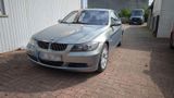 BMW Bmw 325i e90 Limousine - BMW 325 mit Benzin-Antrieb: Limousine, 325i E90 Lim