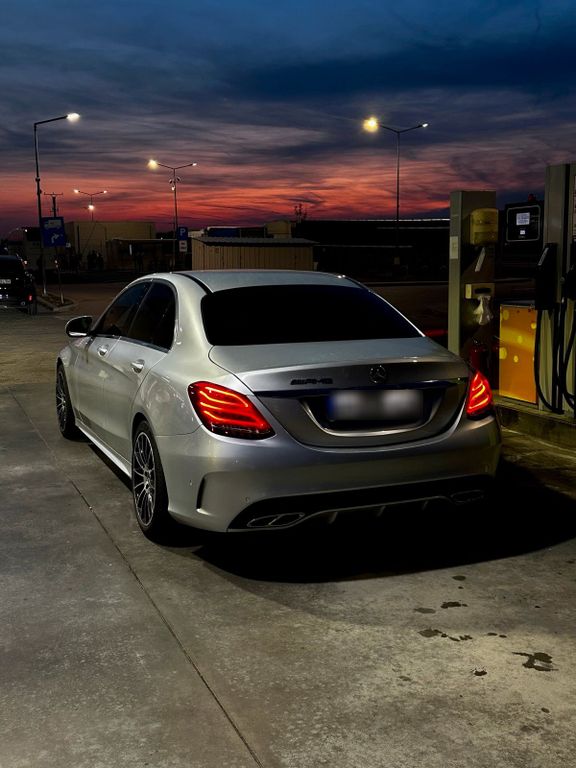 Image of Mercedes-Benz C 220