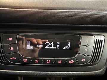 Seat Ibiza Lim. Style Salsa *2. Hand*Klima*SHZ*Navi*