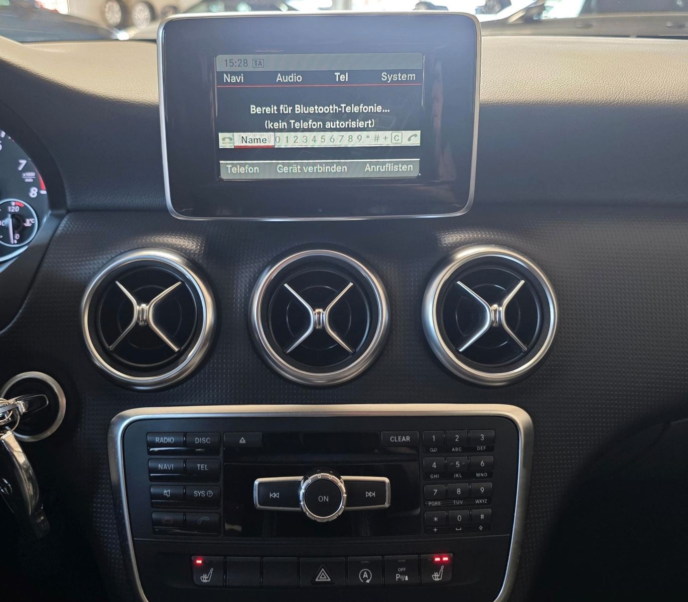 Fahrzeugabbildung Mercedes-Benz A 180 Style/Xenon/Navi/Memory/Kamera/SunSet