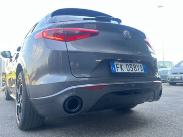 Alfa-Romeo Stelvio - 9