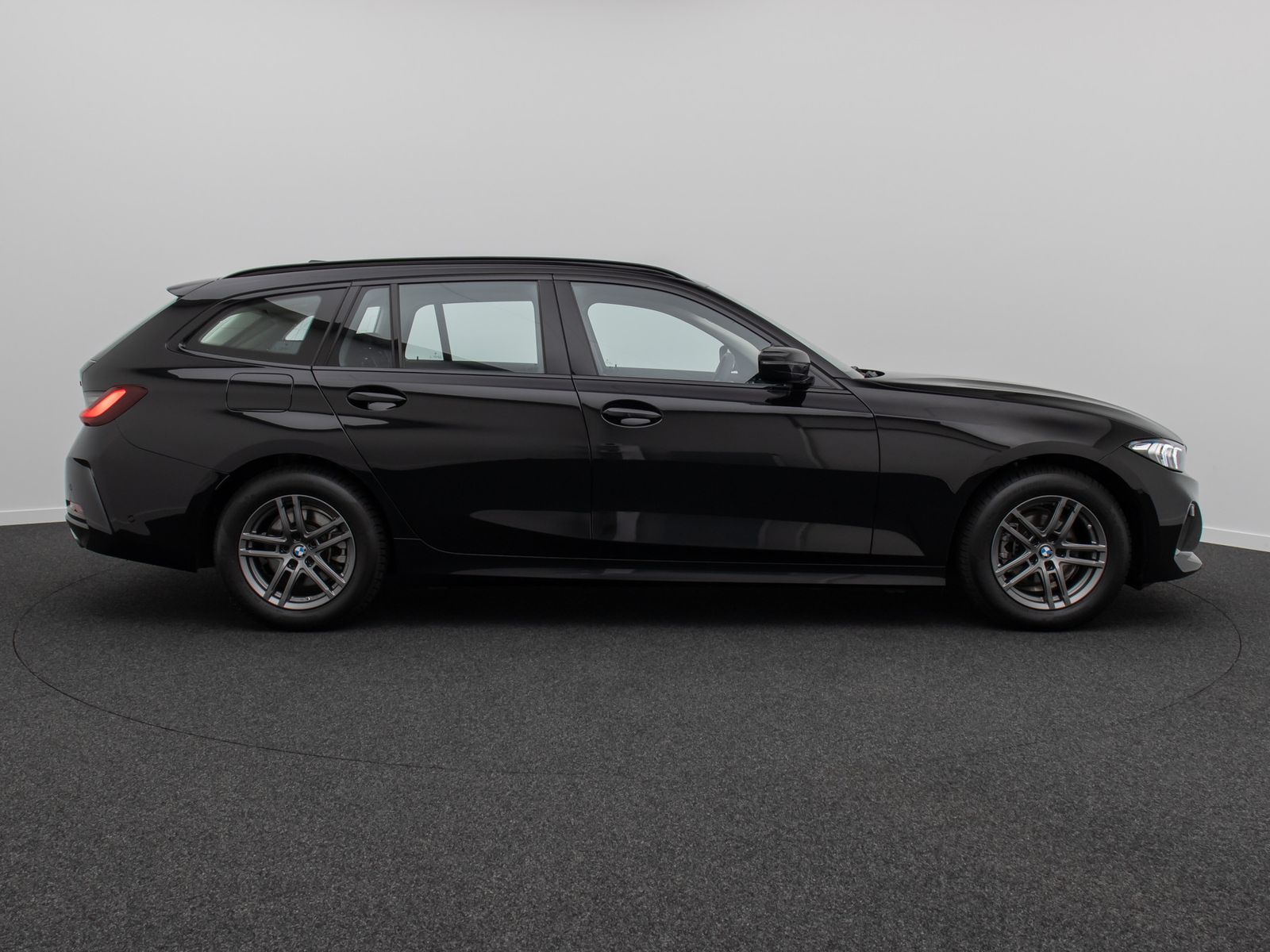 Fahrzeugabbildung BMW 318i Widscreen DAB Alarm Kamera CockpitPlus