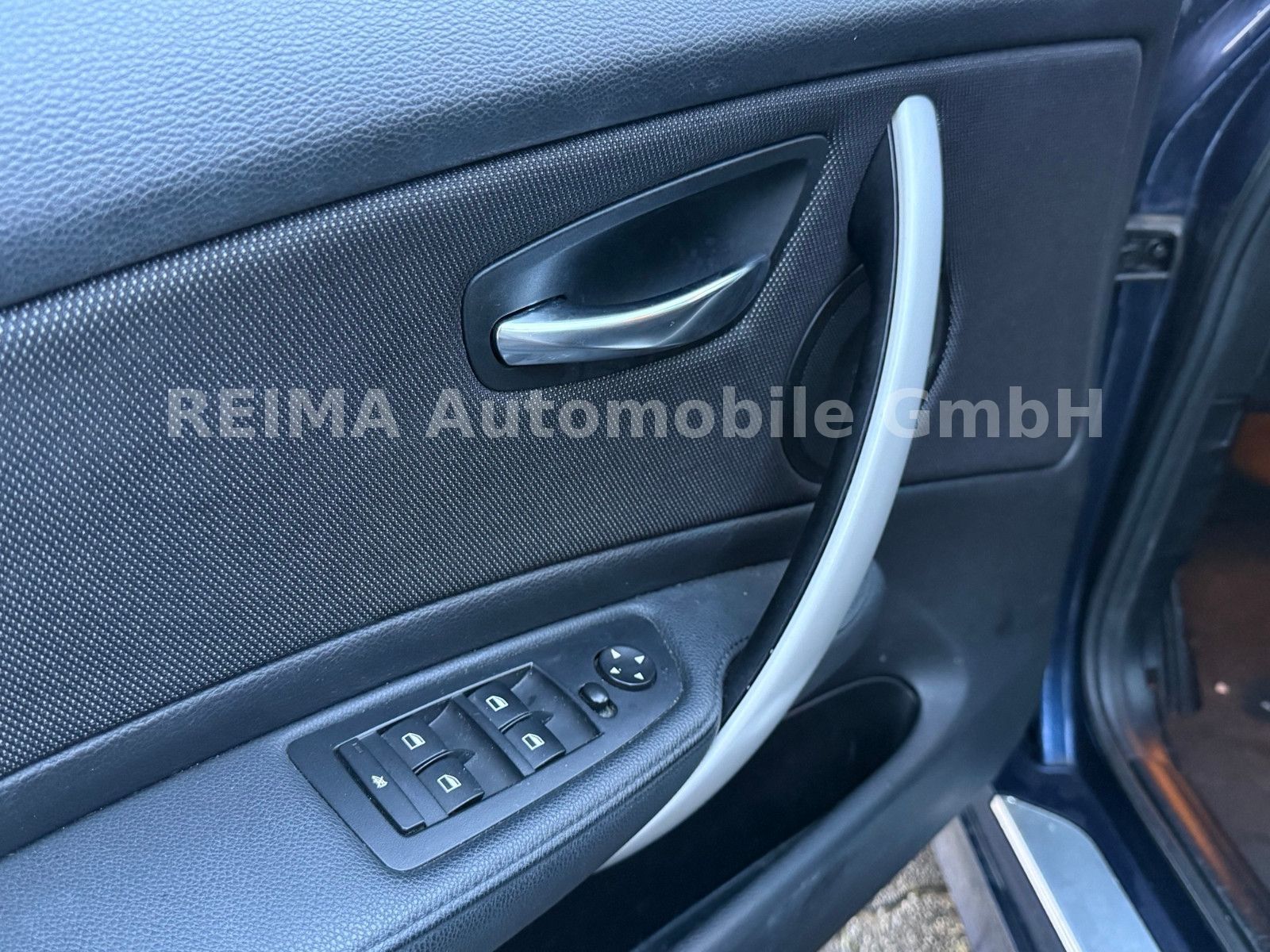 Fahrzeugabbildung BMW 123 D M-Sport Automatik, Xenon, Schiebedach