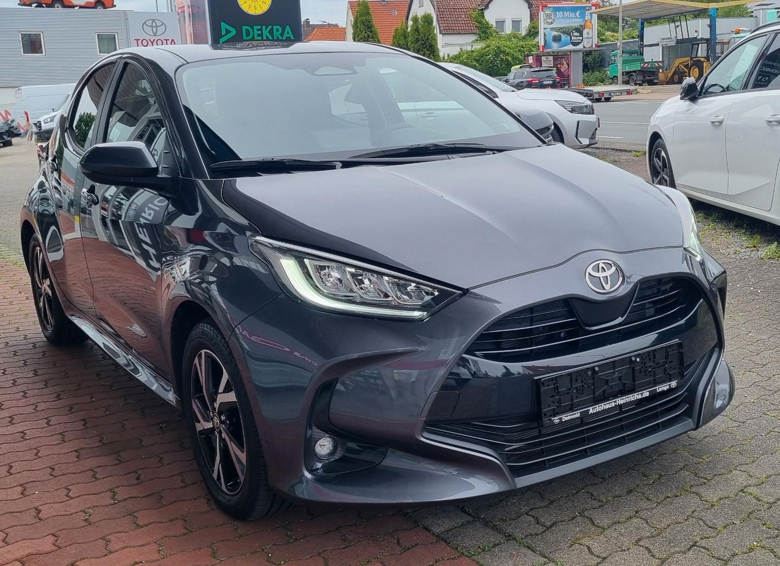 Toyota Yaris Hybrid Teamplayer