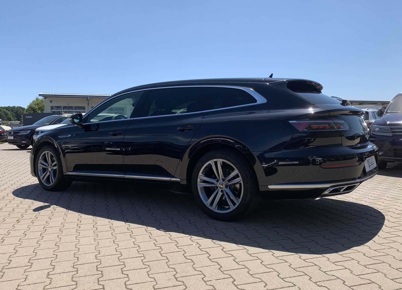 Fahrzeugabbildung Volkswagen Arteon Shooting Brake 2.0 TDI*R-Line*AHK*Cam*