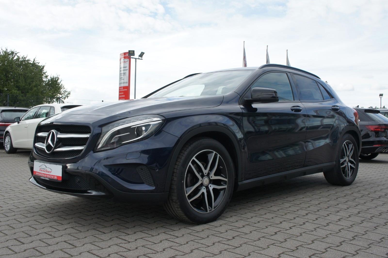 Mercedes-Benz GLA 200 Urban *BI-XENON*NAVI*KLIMA*PDC*SHZ*