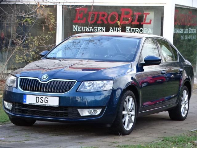 Skoda Octavia TSI DSG Elegance // Allwetter+ECC+LM+...