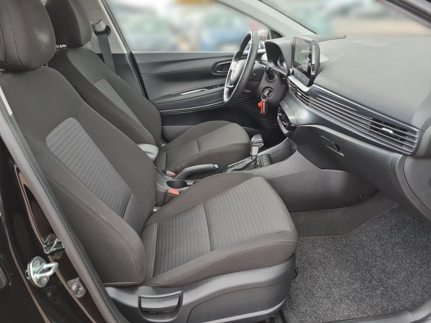 Fahrzeugabbildung Hyundai i20 Edition 30+ 1.0 T-Gdi 48V AHK+KAMERA+DAB+SHZ