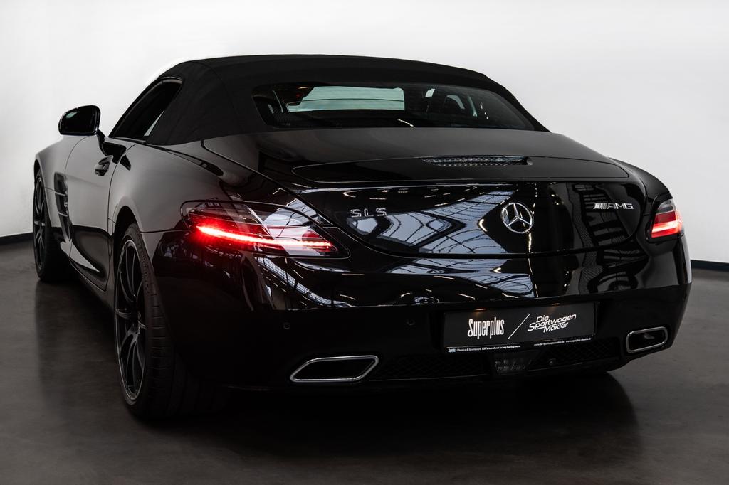 Mercedes-Benz SLS AMG