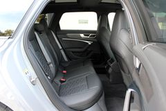 AUDI RS6 Avant /DYNAMIK+/ B&O/ STANDHZG/ SPORTABGAS AUDI RS6 Avant /DYNAMIK+/ B&O/ STANDHZG/ SPORTABGAS