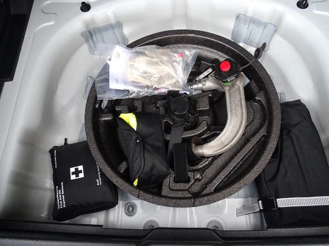 Q2 35 TFSI S-tronic advanced - AHZV / Matrix-LED