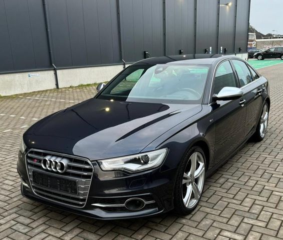 Audi S6 4.0 TFSI Quattro Aut Leder Navi Xenon Voll