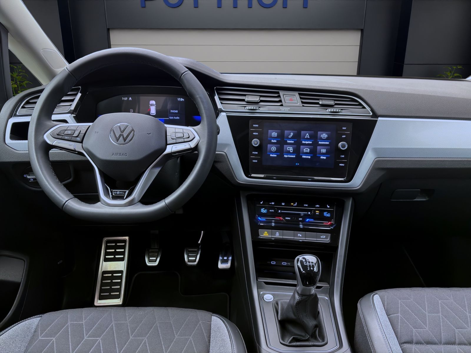 Volkswagen Touran - Bild 14