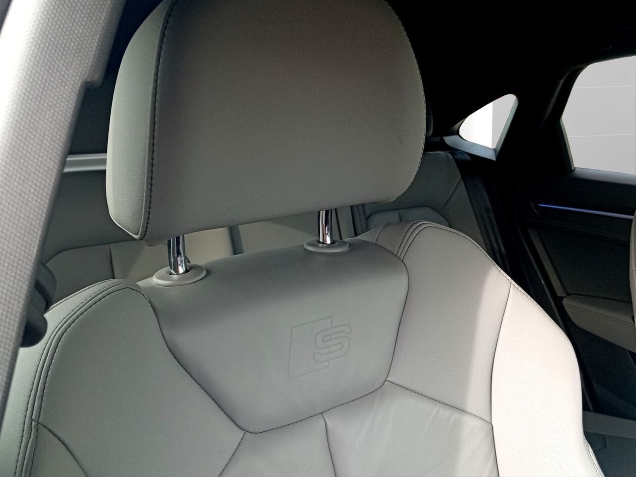 Audi Q3 SPB 40 TDI quattro S tronic line NIGHT E imagem 2