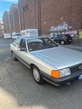 Audi 100 - Audi 100 in Köln