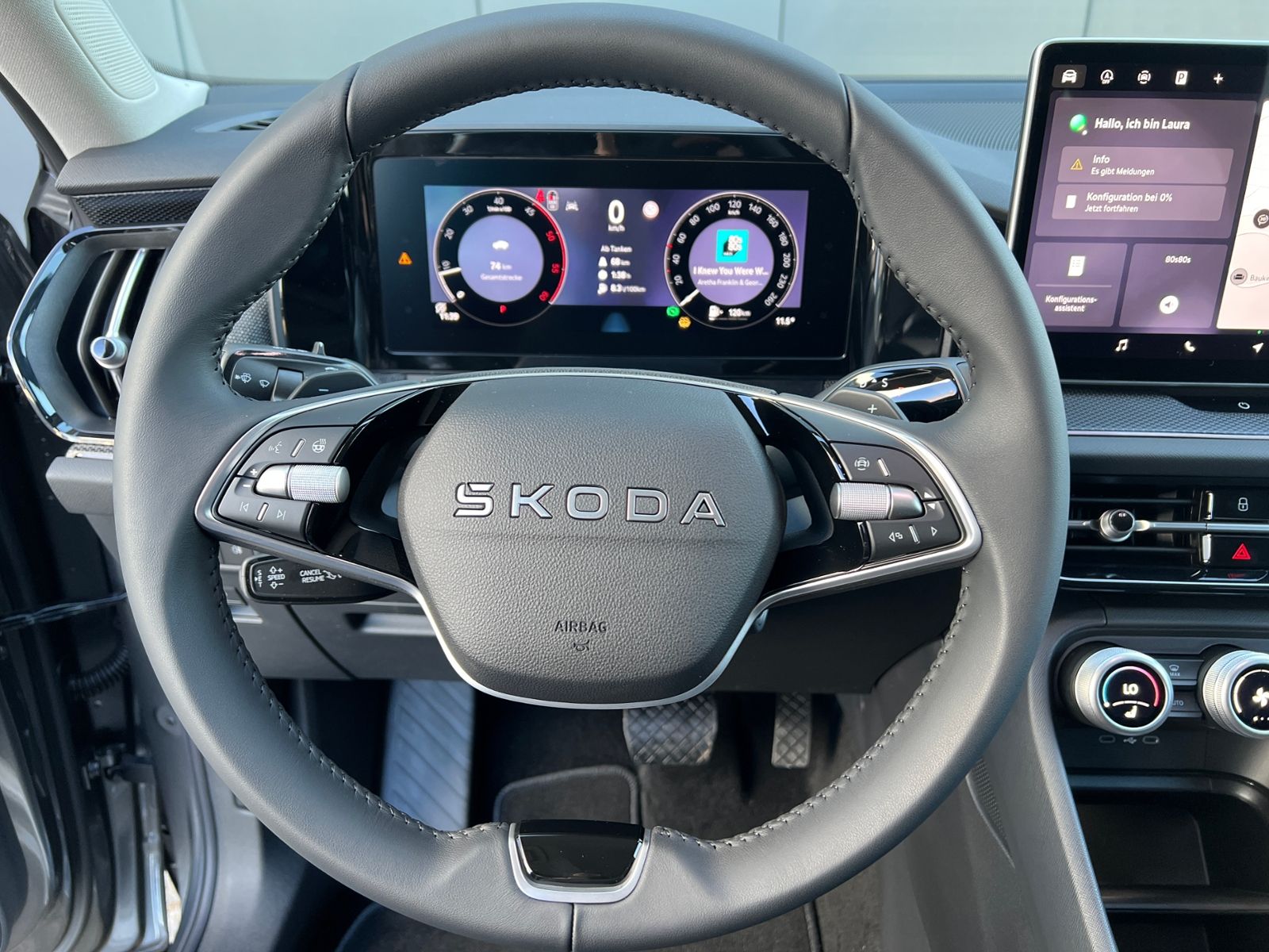 Fahrzeugabbildung SKODA Kodiaq Selection 2.0 TDI DSG 4x4 *AHK, 7-Sitzer,