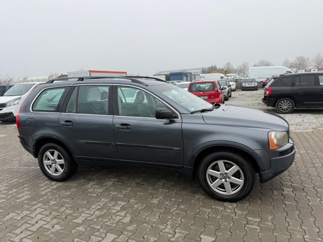 Volvo XC 90 XC90 D5 Momentum 4x4/2.4 Diesel /Automatik