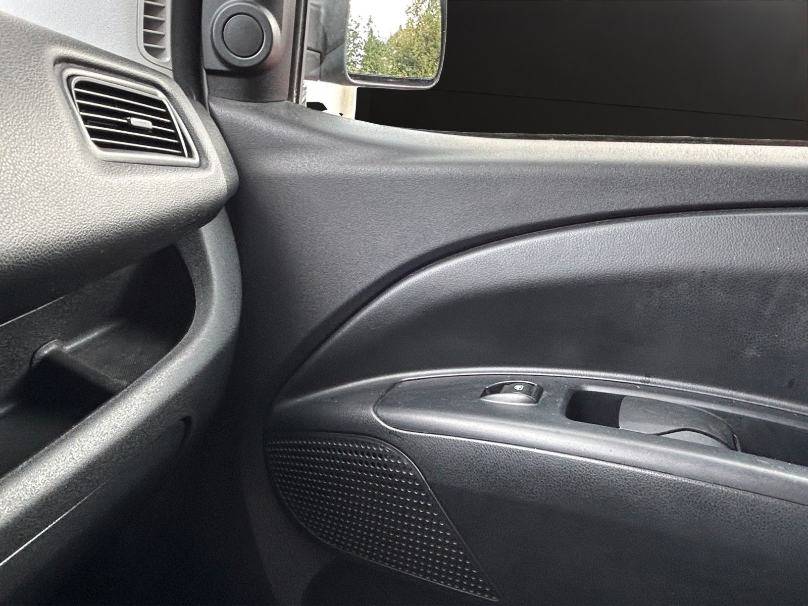 Fahrzeugabbildung Opel Combo D Edition L1H1/Inspektion Neu/ 1.Hand !!/