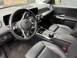 Mercedes-Benz GLB 200 - Mercedes-Benz GLB-Klasse mit Panoramadach
