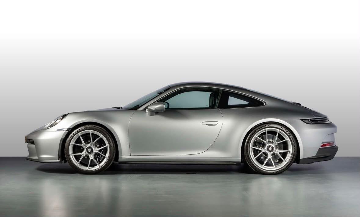 Porsche 992 911 GT3 Touring imagem 3
