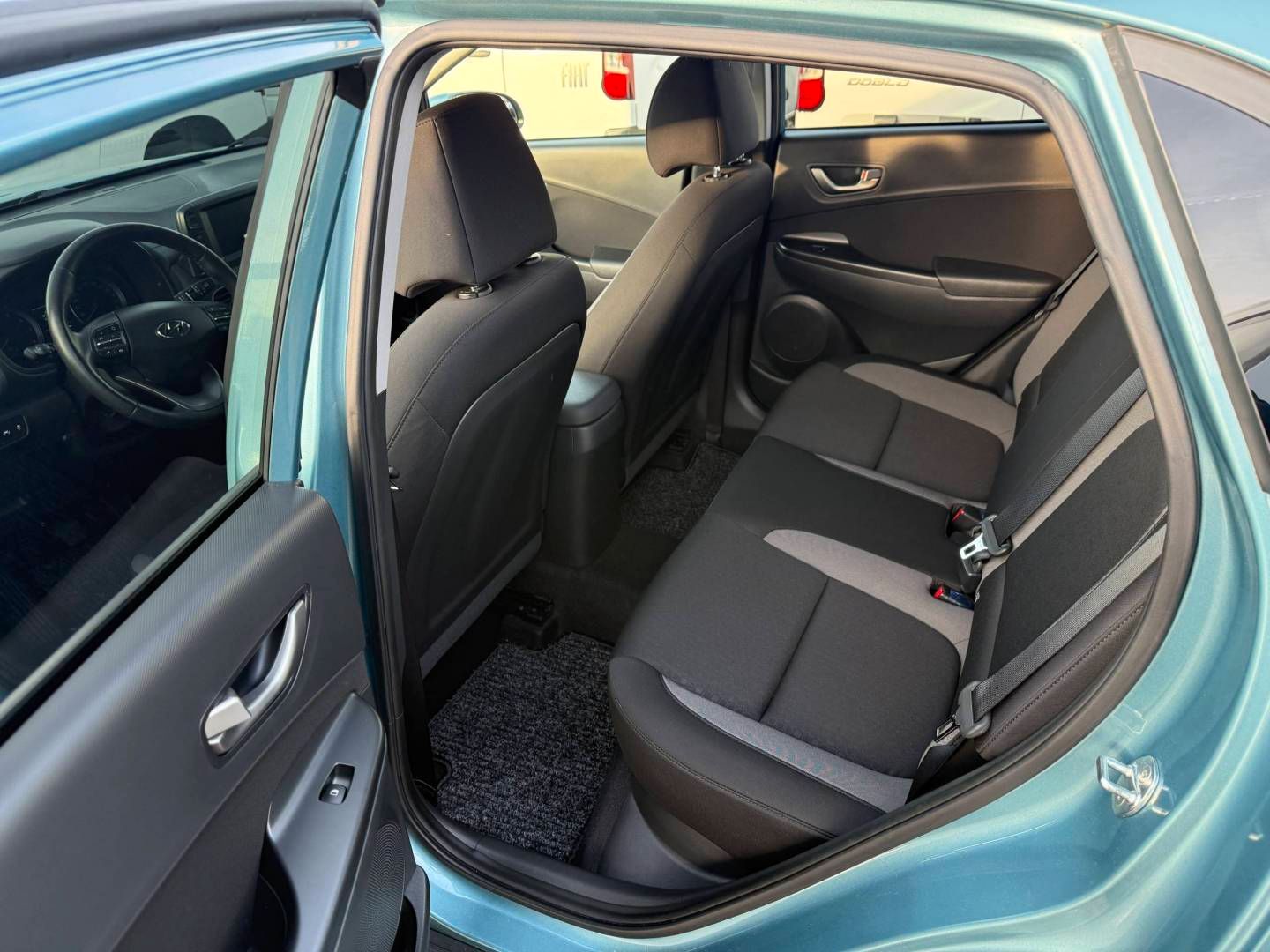 Fahrzeugabbildung Hyundai KONA 1.0 T-GDi TREND 17' Alu, LED, Sichtpaket