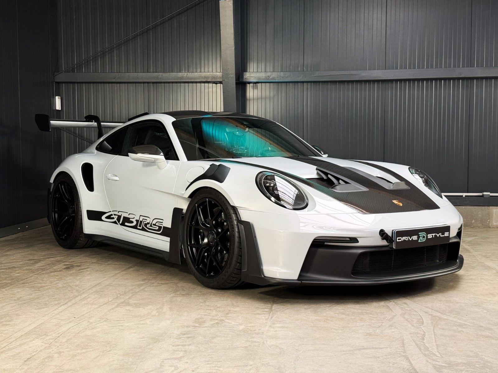 Fahrzeugabbildung Porsche 992 GT3 RS + Weissach + Approved + Clubsport