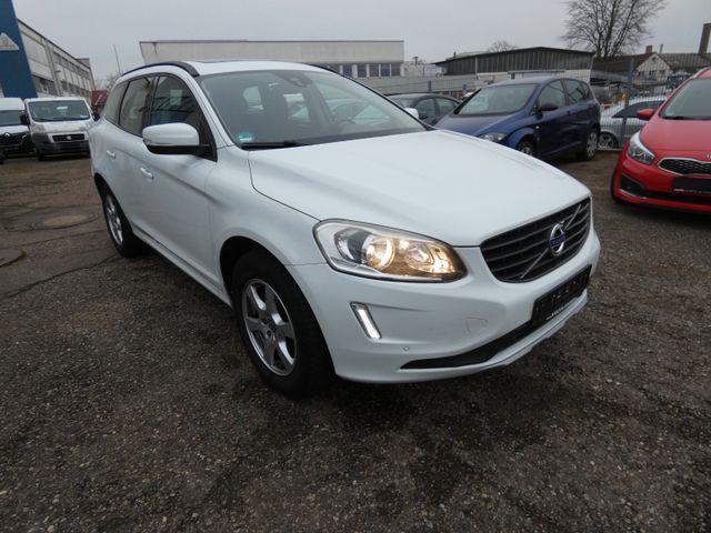 Volvo XC 60 Kinetic"Panoramadach"AHK"Navi