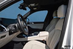 BMW X7 – 12 / 17
