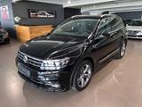 Volkswagen Tiguan 2.0TSI DSG 4MOTION Highline R-LINE AHK - Volkswagen Tiguan: Tsi