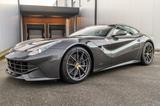 Ferrari F12 Berlinetta - Canna Di Fucile - Only 756km! - graue Ferrari F12
