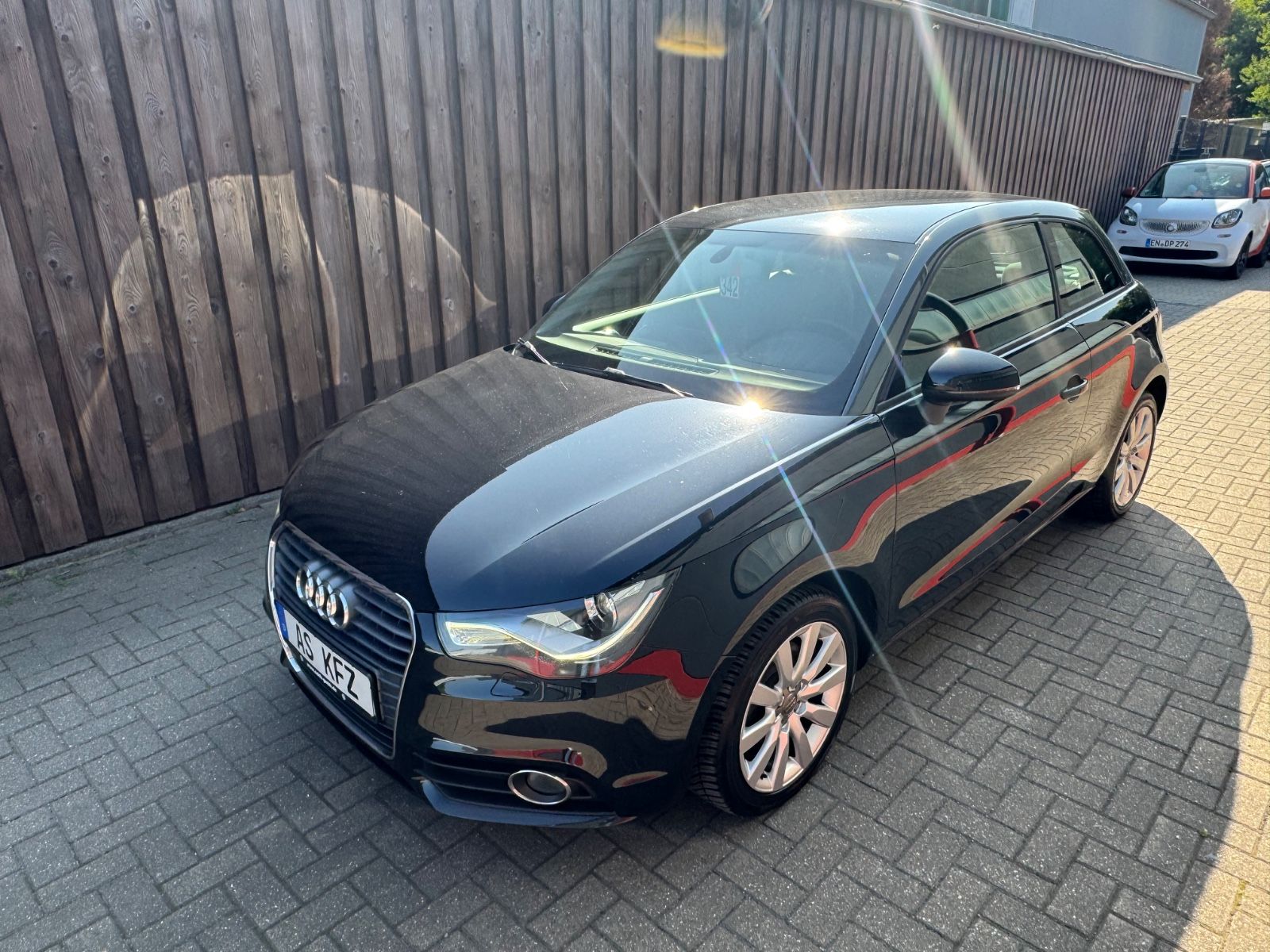 Audi Audi A1 Ambition SHZ NAVI XENON PDC ALU`S KLIMA