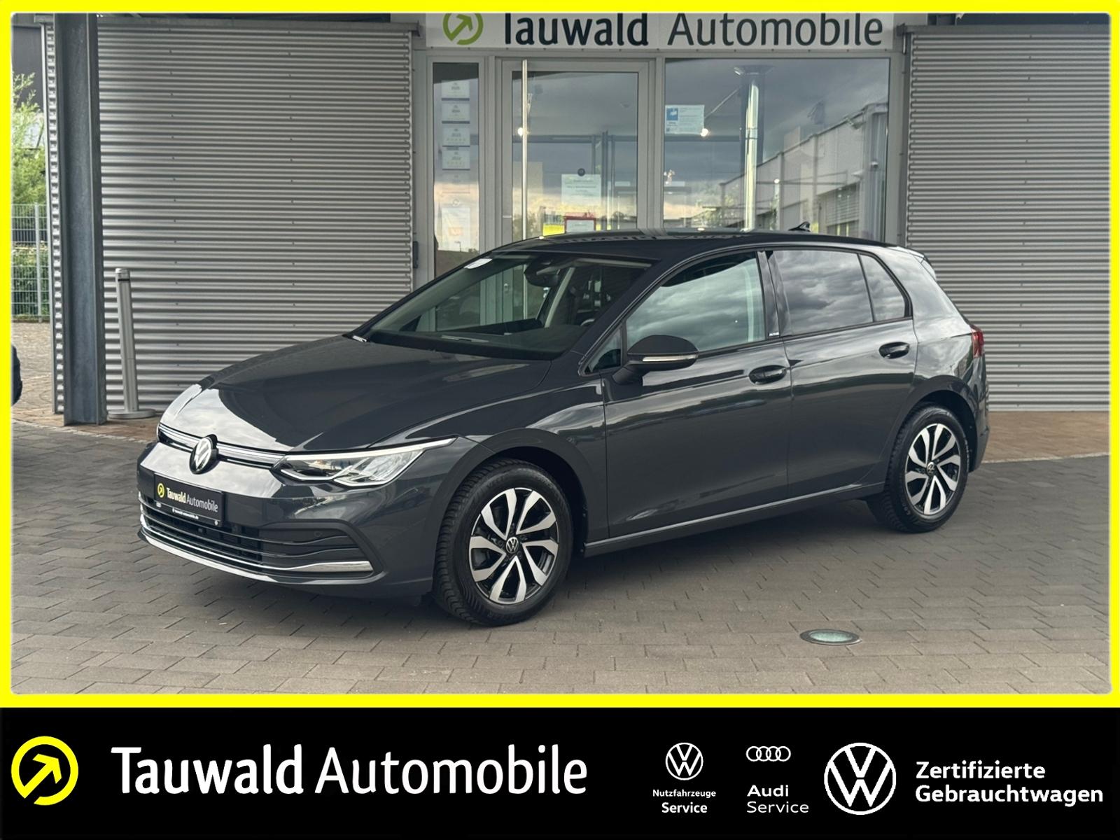 Volkswagen Golf VIII 1.5 eTSI DSG ACTIVE IQ.DRIVE/ACC/GJR L