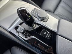 Fahrzeugabbildung BMW 540d xDrive M Sport LASER AHK KOMFORTSITZE H&K