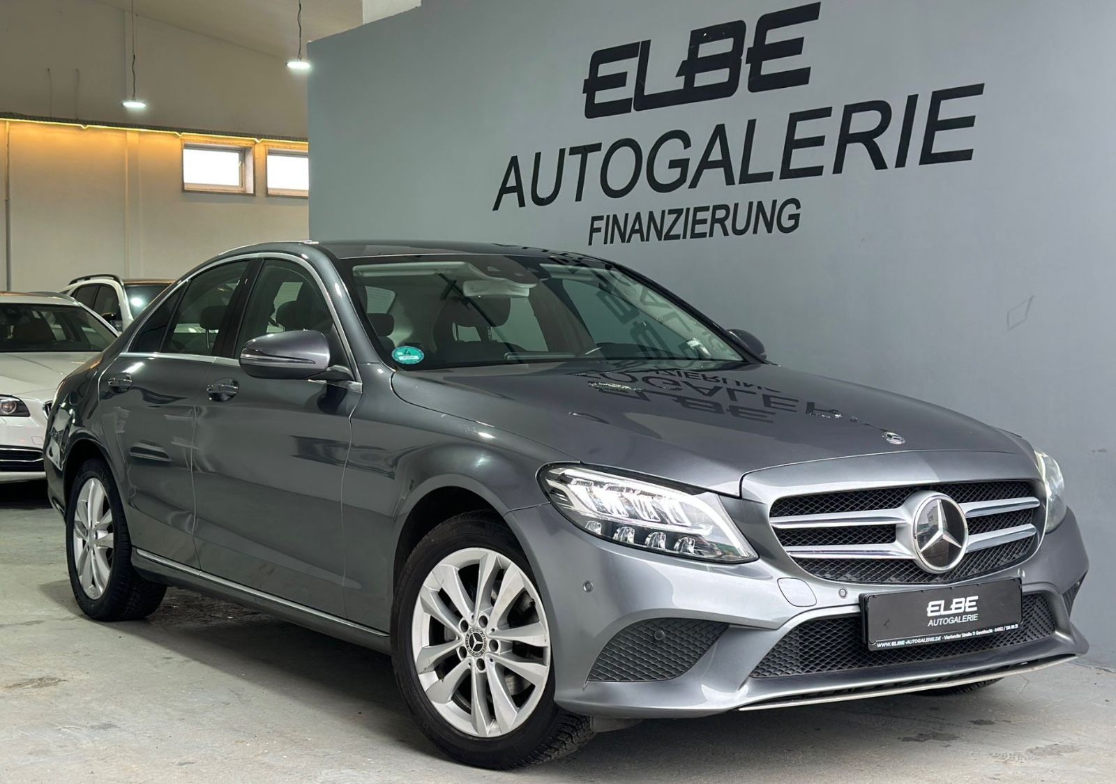 MERCEDES-BENZ C 180 CGI Lim 9G-Tronic Avantgarde Voll-Service