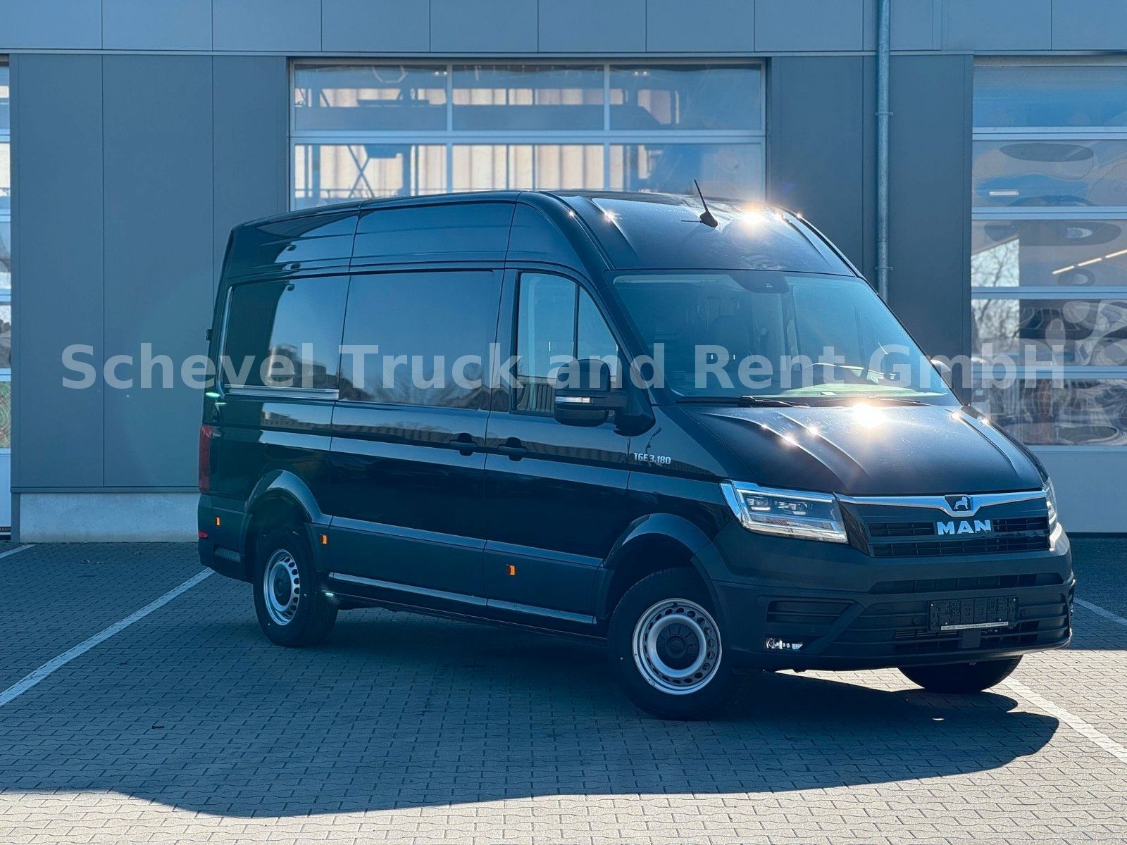 Fahrzeugabbildung MAN TGE 3.180 Kasten LED, Navi, Kamera, Standhzg