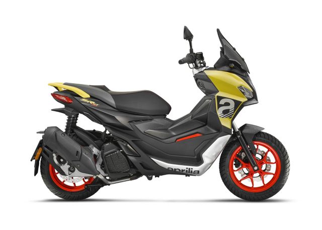 Aprilia SR GT 125 / S * Gold Street