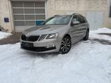 Skoda Octavia Combi Ambition, DSG, 1 Hand, 3.99% - Skoda Octavia: Ambition