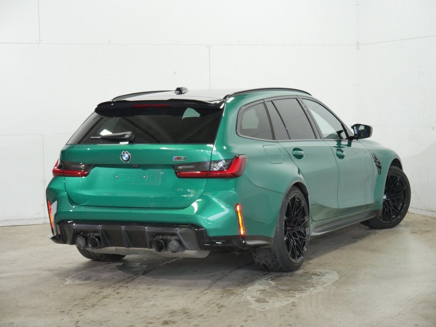 Fahrzeugeinzelansicht 8 Fahrzeugabbildung BMW M3 Competition |Sitzbelüftung |Interieurleisten