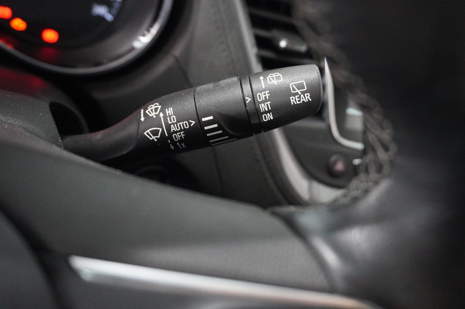 Fahrzeugabbildung Opel Grandland (X) 1.5D ULTIMATE NAVI/LED/360°/SH/AHK