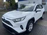 Toyota RAV 4 RAV4 Hybrid 4x2 Comfort - Toyota RAV 4 in Berlin