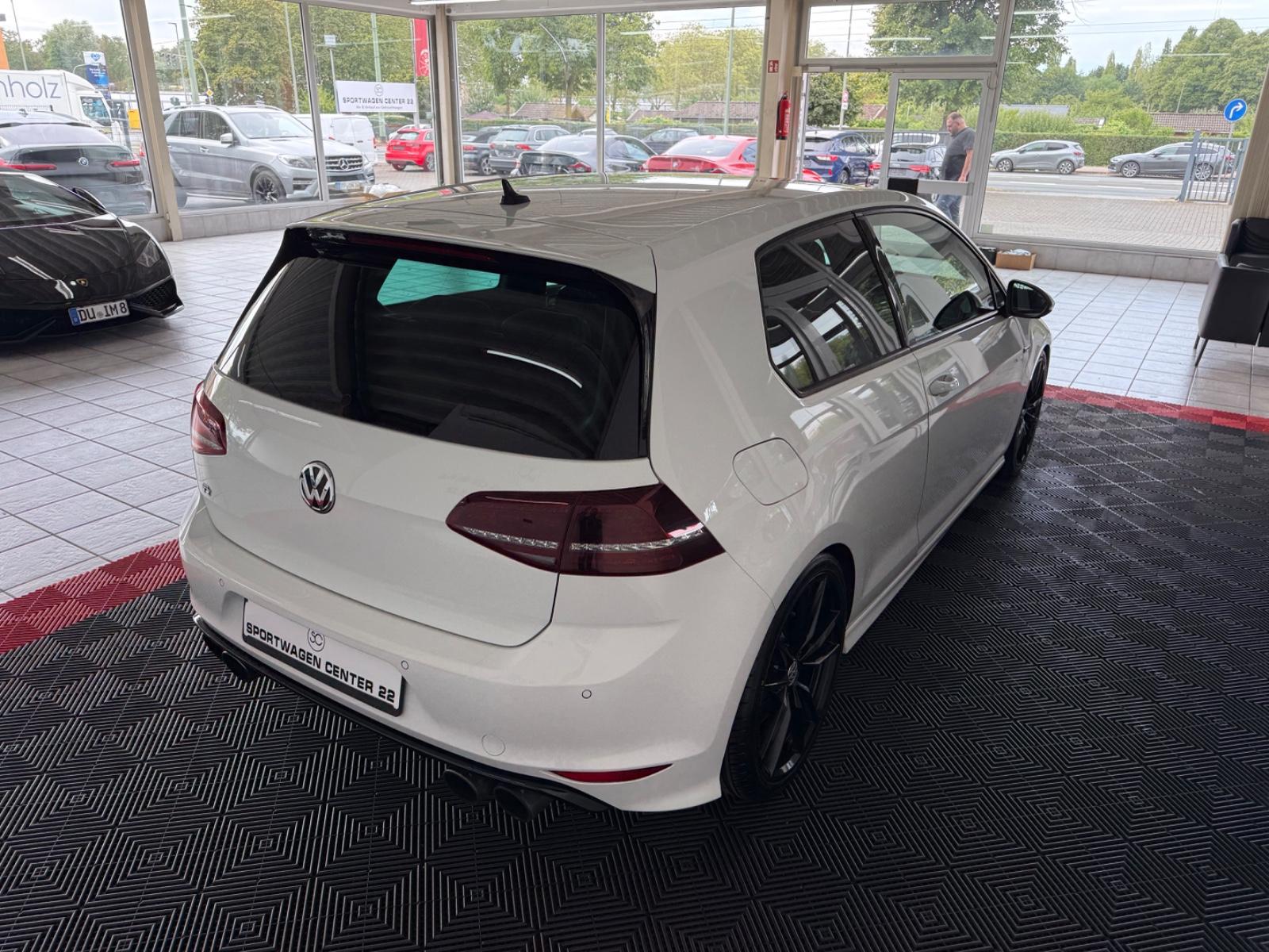 Volkswagen Golf 7R 2.0 TSI 300 ch DSG 4Motion / Cuir / Jantes Pretoria 19" / Caméra de recul / Sièges chauffants