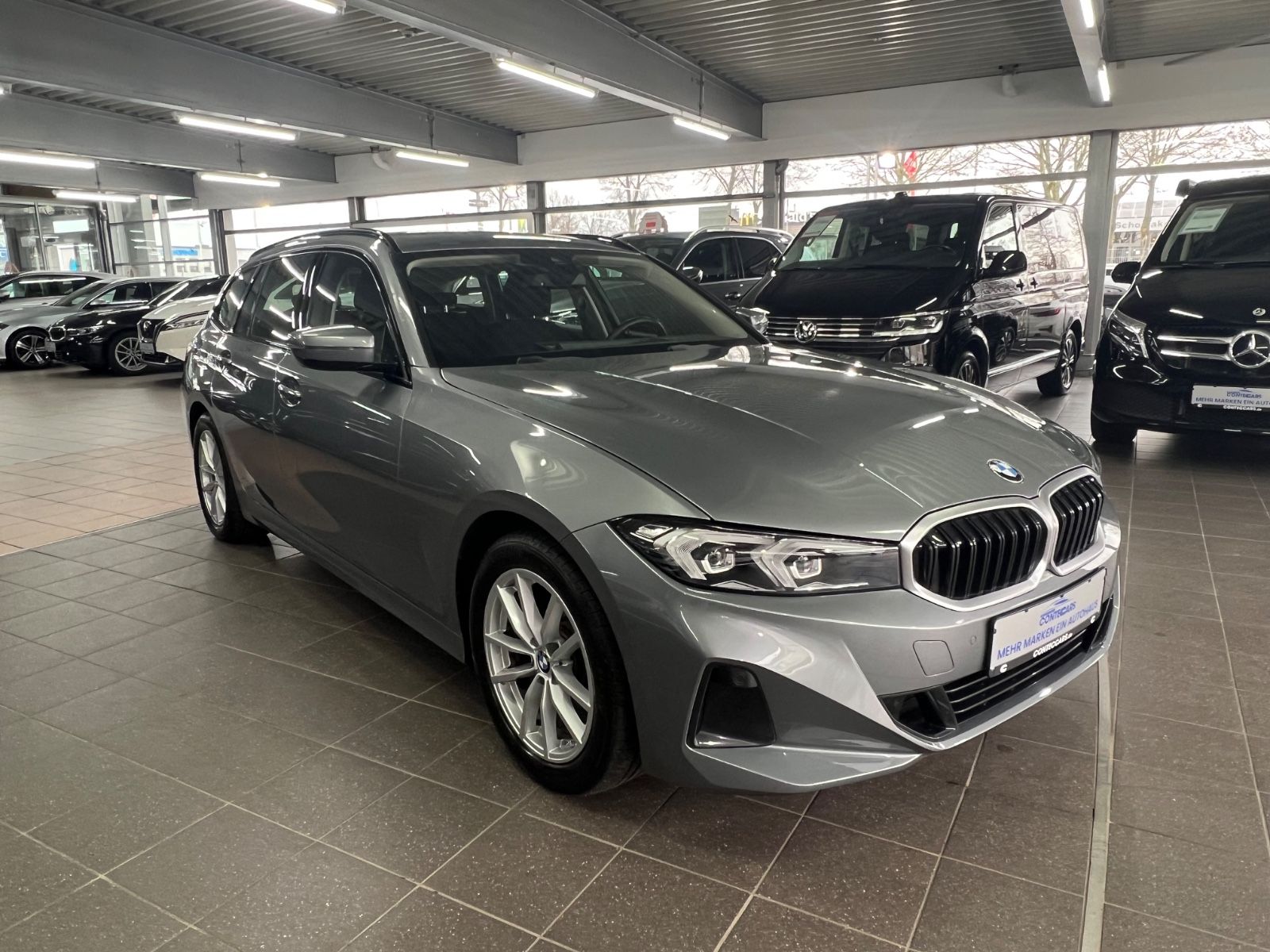 BMW 318 d Touring Curved+Driving Assistant+1 Hand foto 3