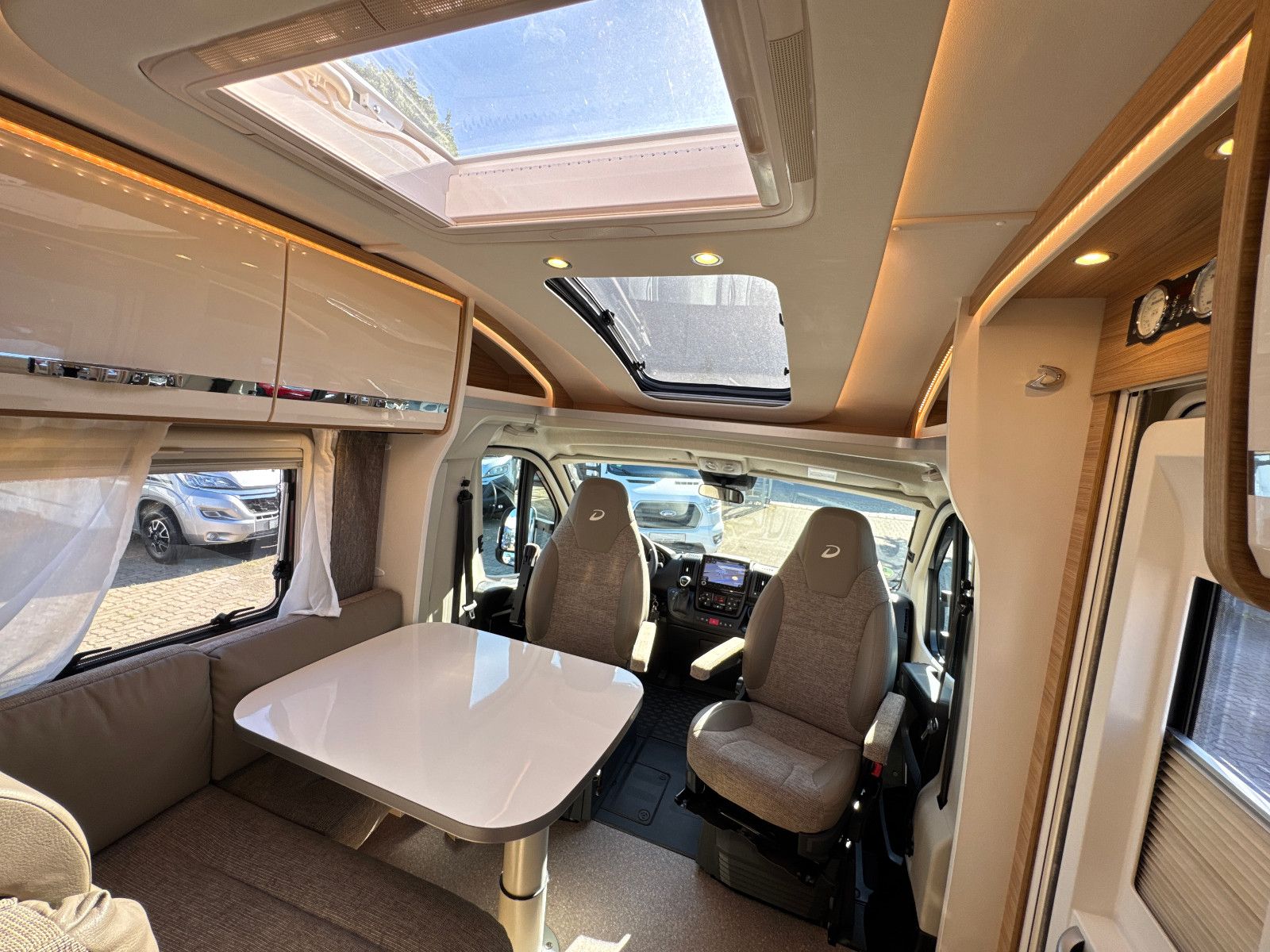 Fahrzeugabbildung Dethleffs GLOBEBUS T 006 FIAT 9G AUTOMATIK ACC NAVI TV SAT