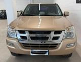 Isuzu D-Max 3.0 TD cat Crew Cab 4WD Pup LS Roadm - Isuzu D-Max: 3l