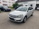 Opel Astra H Caravan Innovation "110 Jahre" - Opel Astra aus 2009 mit Diesel-Antrieb: Kombi
