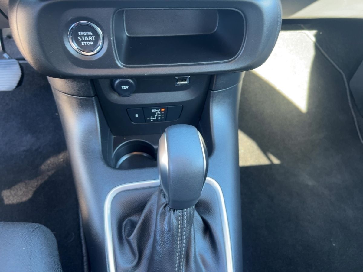Fahrzeugabbildung Citroën C3 1.2 PureTech 110 Max Navi EPH Klimmaut.